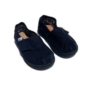 NWT Boy’s Toms Slip-Ons